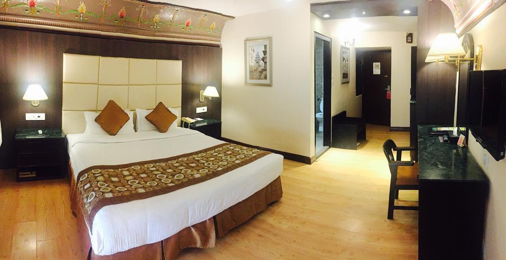 Hotel Shanker-Palatial Heritage Kathmandu Exterior photo