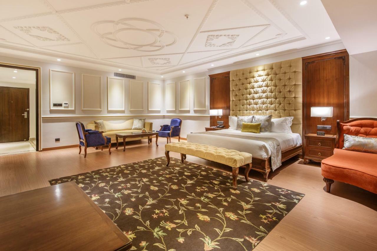 Hotel Shanker-Palatial Heritage Kathmandu Exterior photo